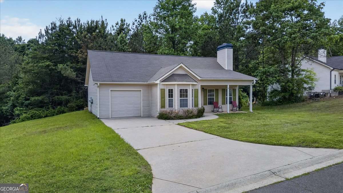 304 Black Knob Falls DR