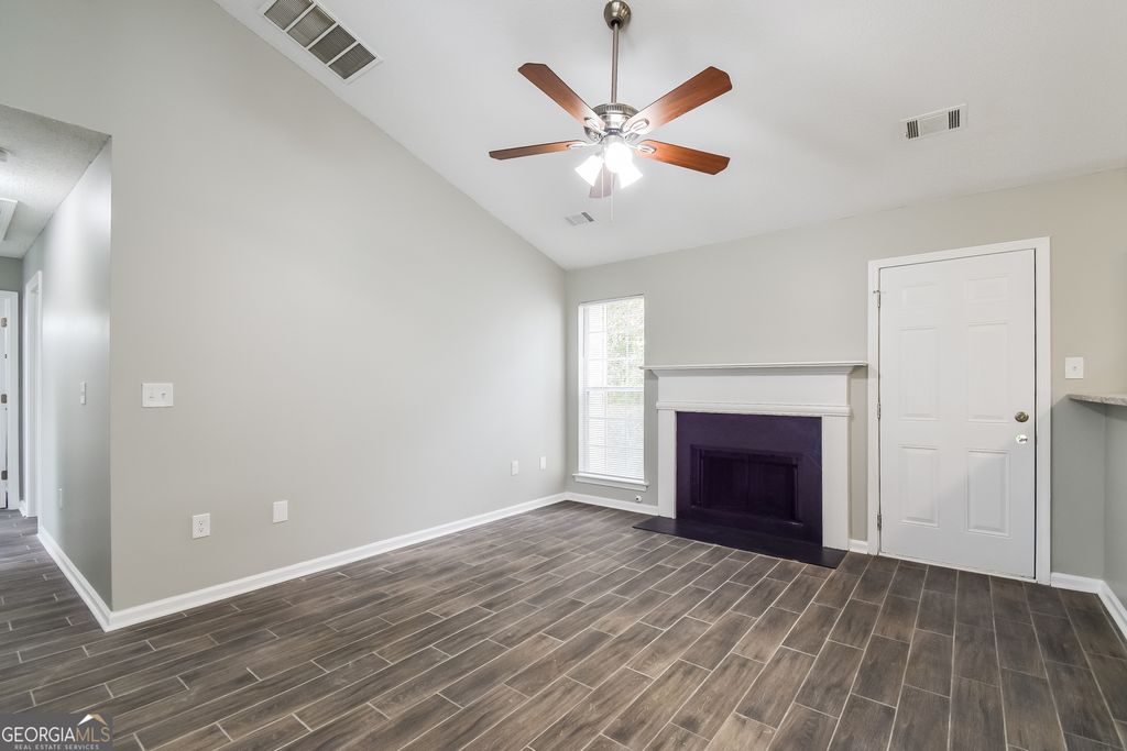 Photo of 9407 Rollinghills Drive, Jonesboro, GA 30238 (MLS # 10637067)