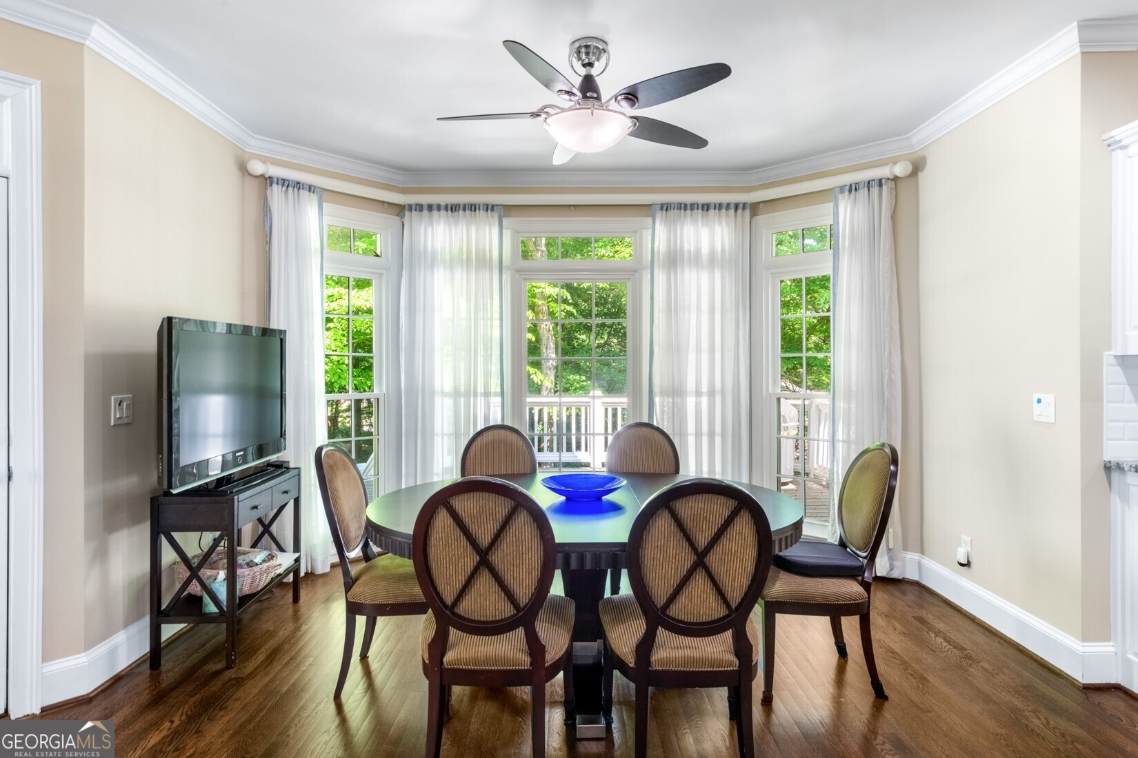 1347 Waterford Green Close