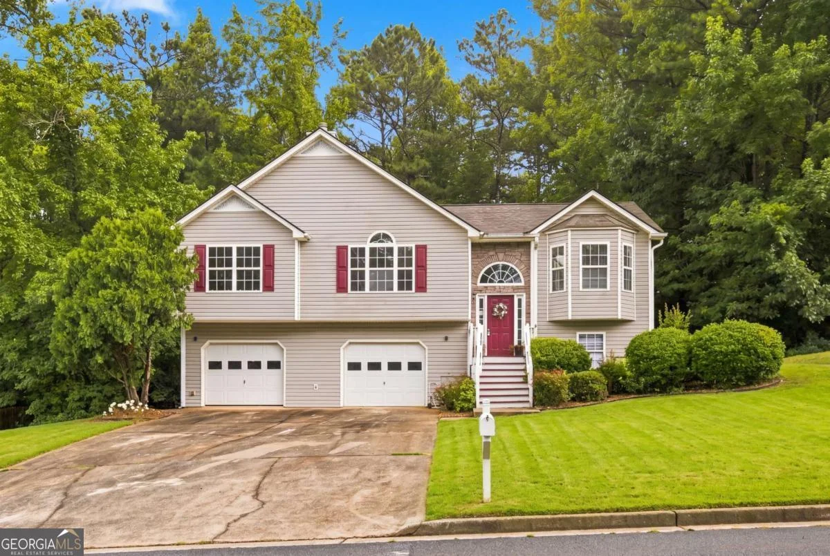 1685 Cedar Hill