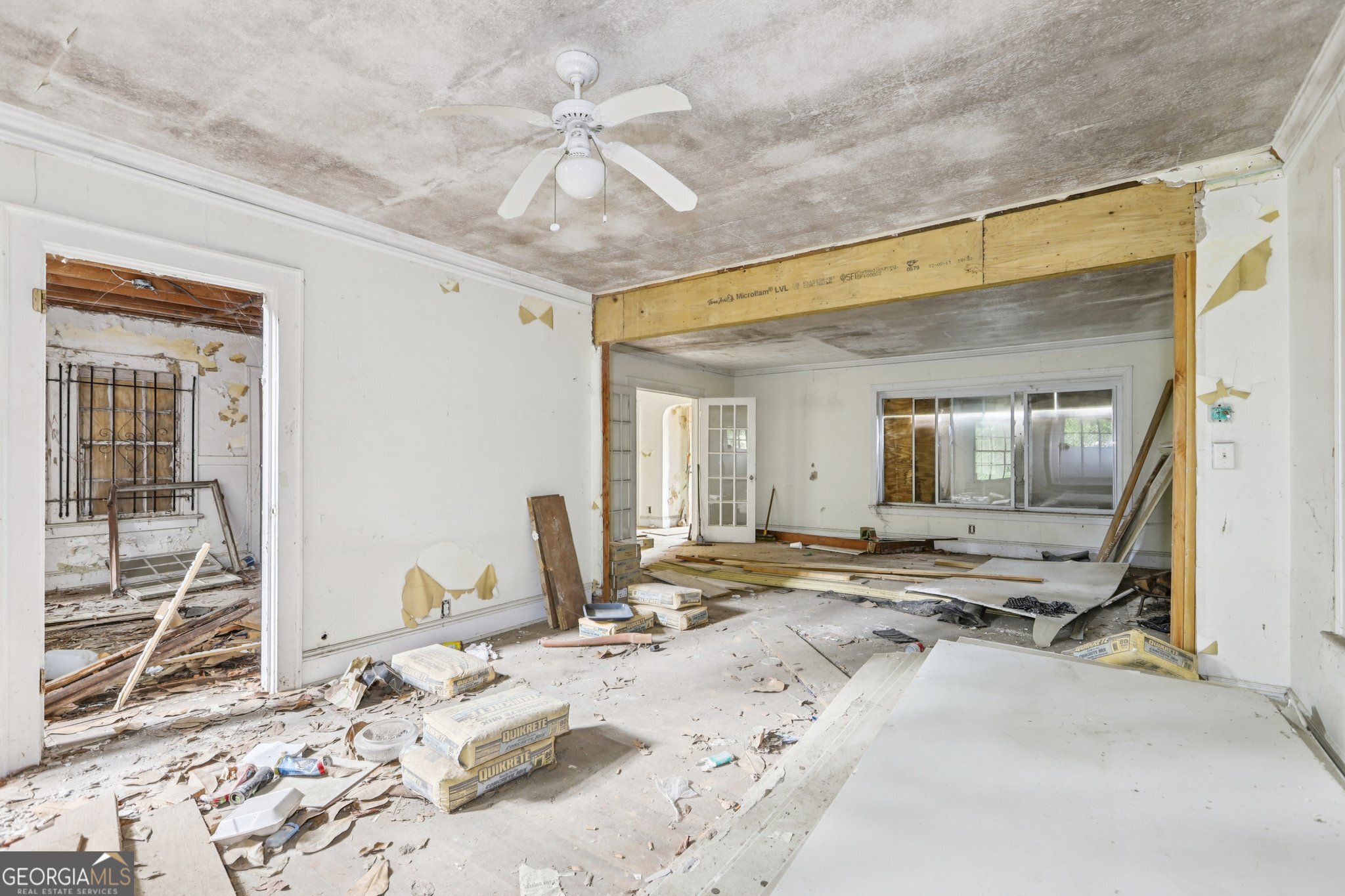 1193 M L King Jr DR SW