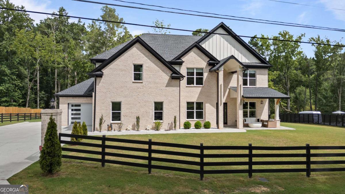 1437 Leach DR