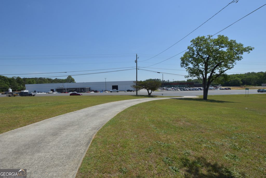 Photo of 6629 Hawkinsville Road, Macon, GA 31216 (MLS # 10757243)