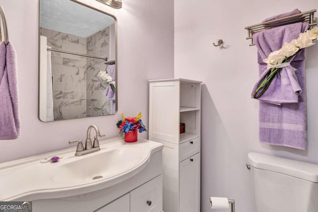 Photo of 2805 Northeast Expressway NE #C12, Atlanta, GA 30345 (MLS # 10839942)