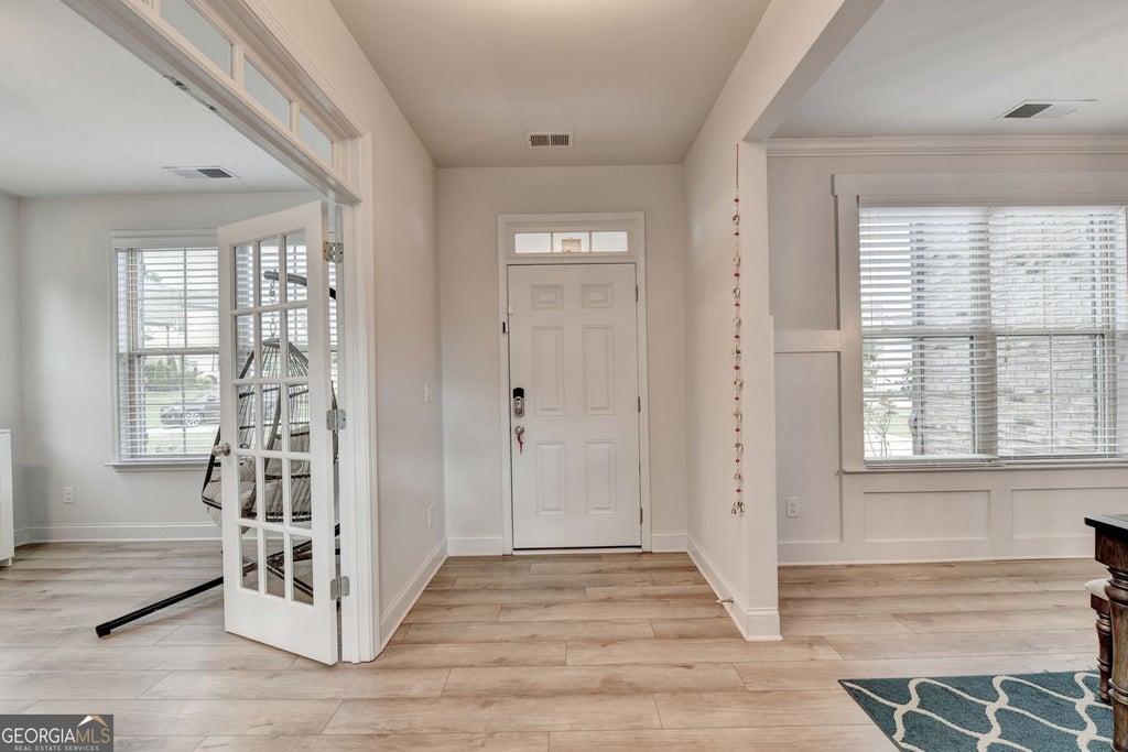 Photo of 8190 Tiberon Parkway, Cumming, GA 30028 (MLS # 10804236)
