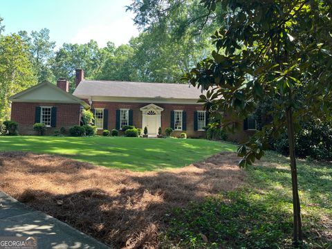 Photo of 55 Ridgewood Road SW, Rome, GA 30165 (MLS # 10656357)