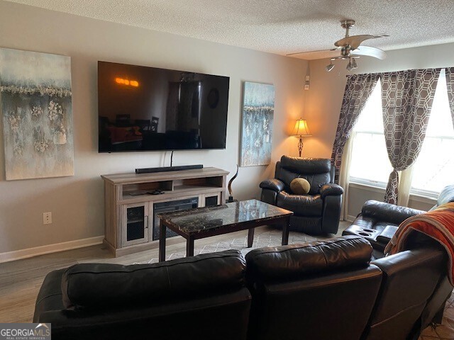 Morrow, Georgia 30260, United States, 2 Bedrooms Bedrooms, ,3 BathroomsBathrooms,Residential,Active,39376