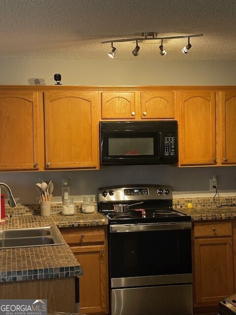 Morrow, Georgia 30260, United States, 2 Bedrooms Bedrooms, ,3 BathroomsBathrooms,Residential,Active,39376