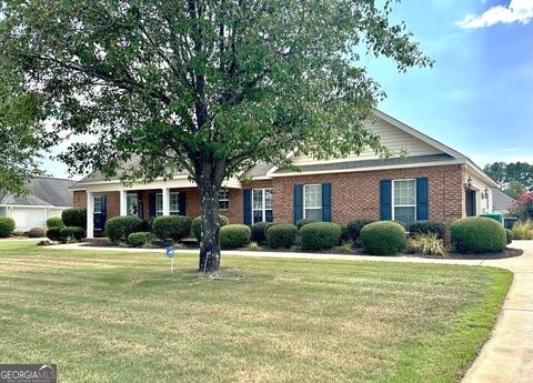 A home in Kathleen