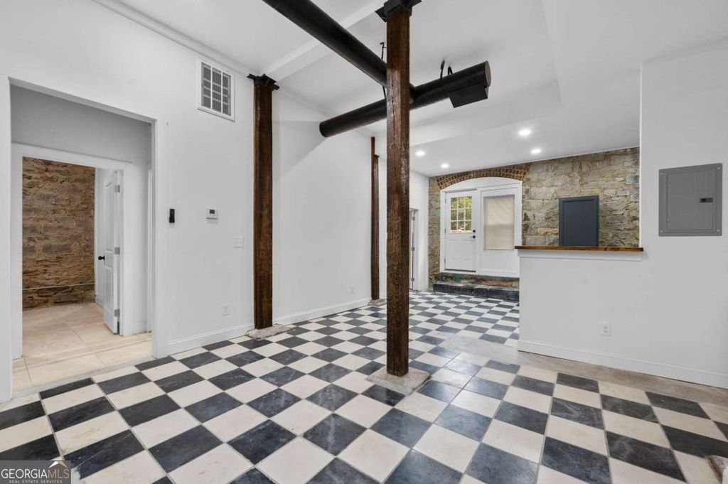 Photo of 360 Ponce De Leon Avenue NE #16, Atlanta, GA 30308 (MLS # 10658020)