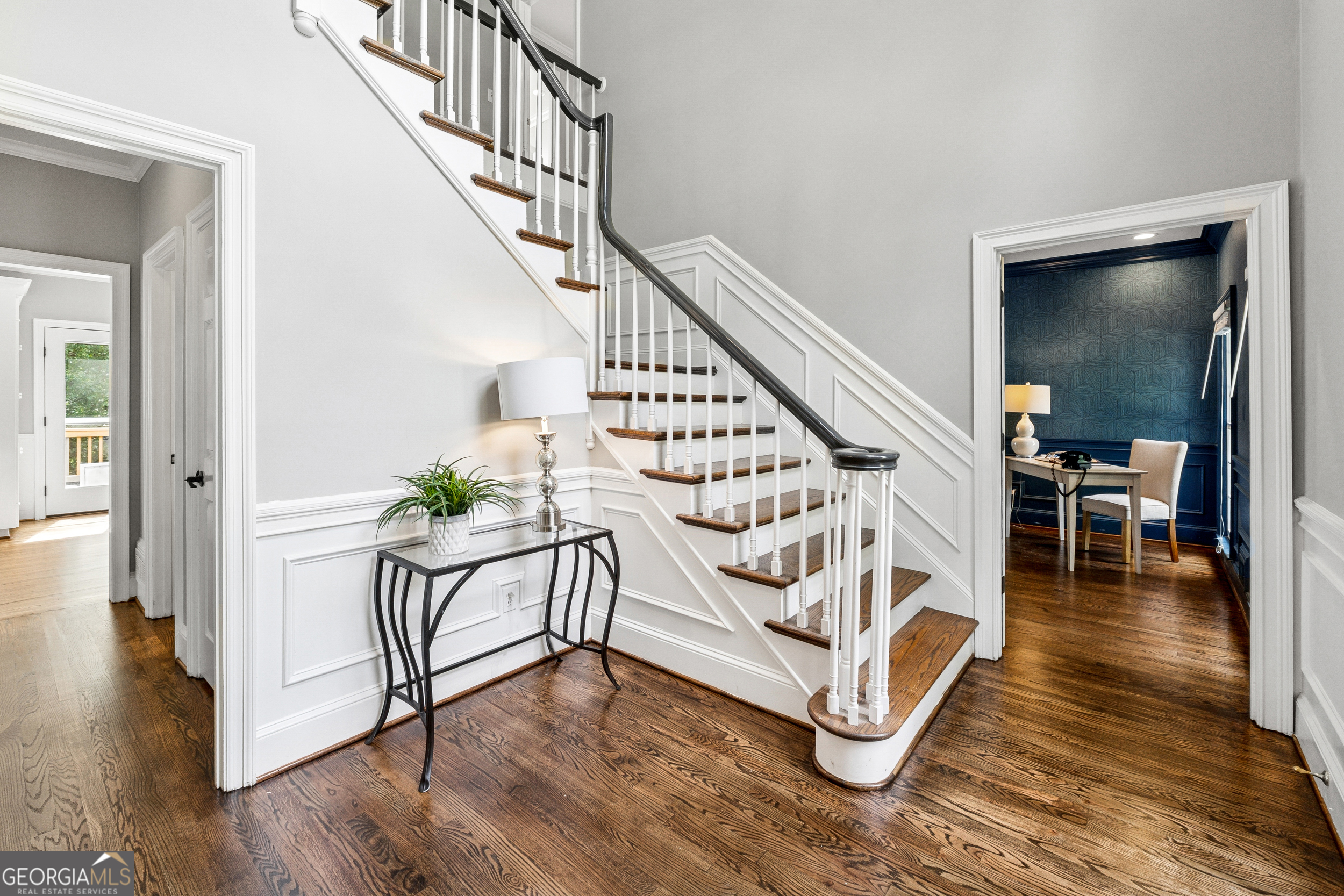 450 Fourth Fairway DR