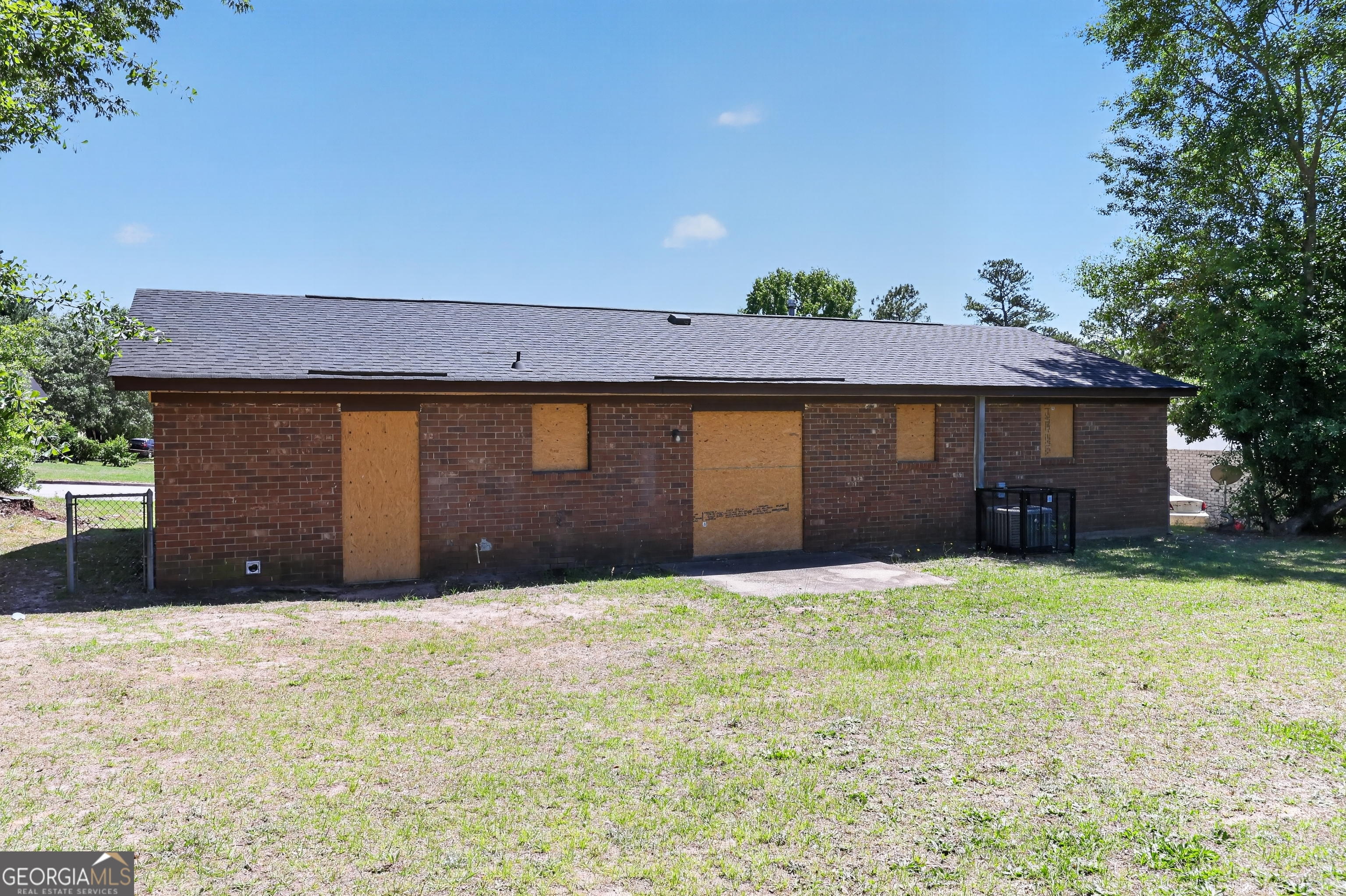 3427 Chadbourne ST