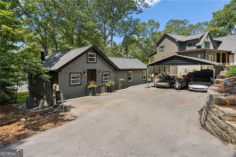 5705 Ridgeway CIR