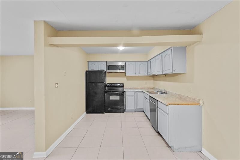 115 Camelot DR