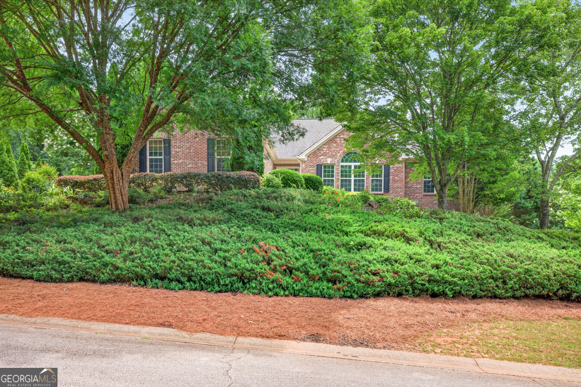 28 Montvale DR