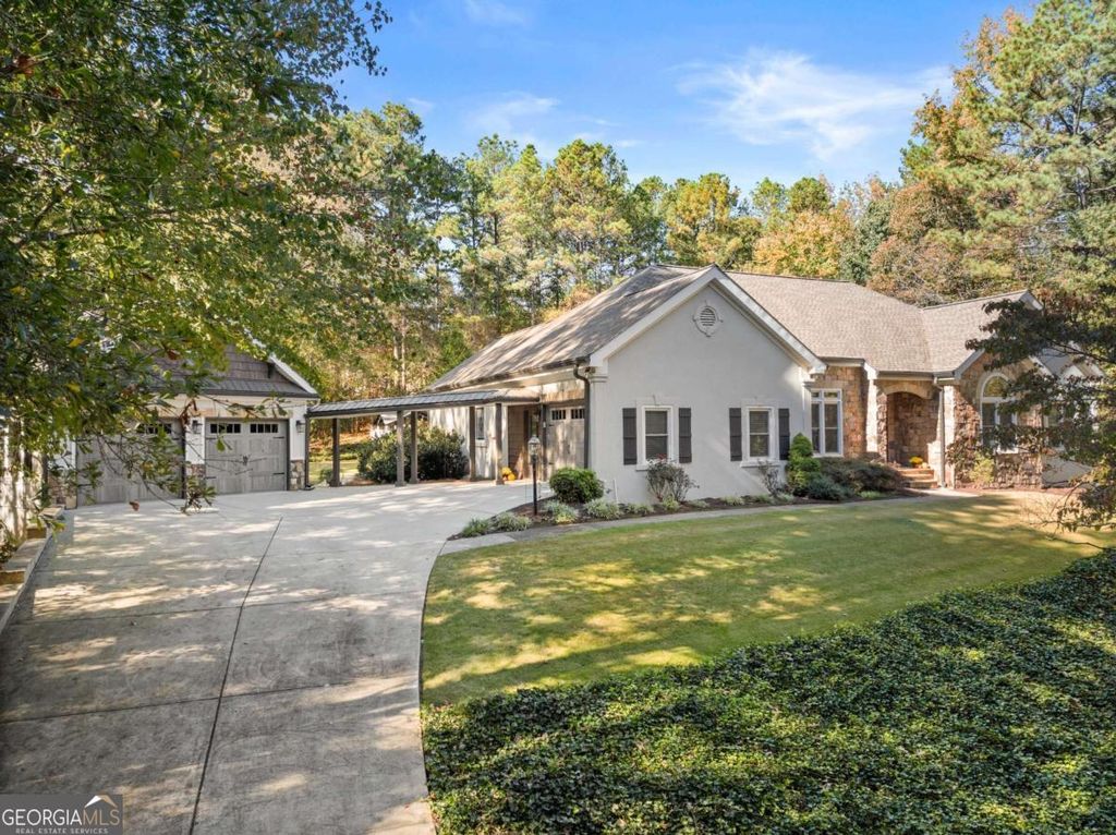Photo of 5243 Laurel Terrace, Flowery Branch, GA 30542 (MLS # 10629849)