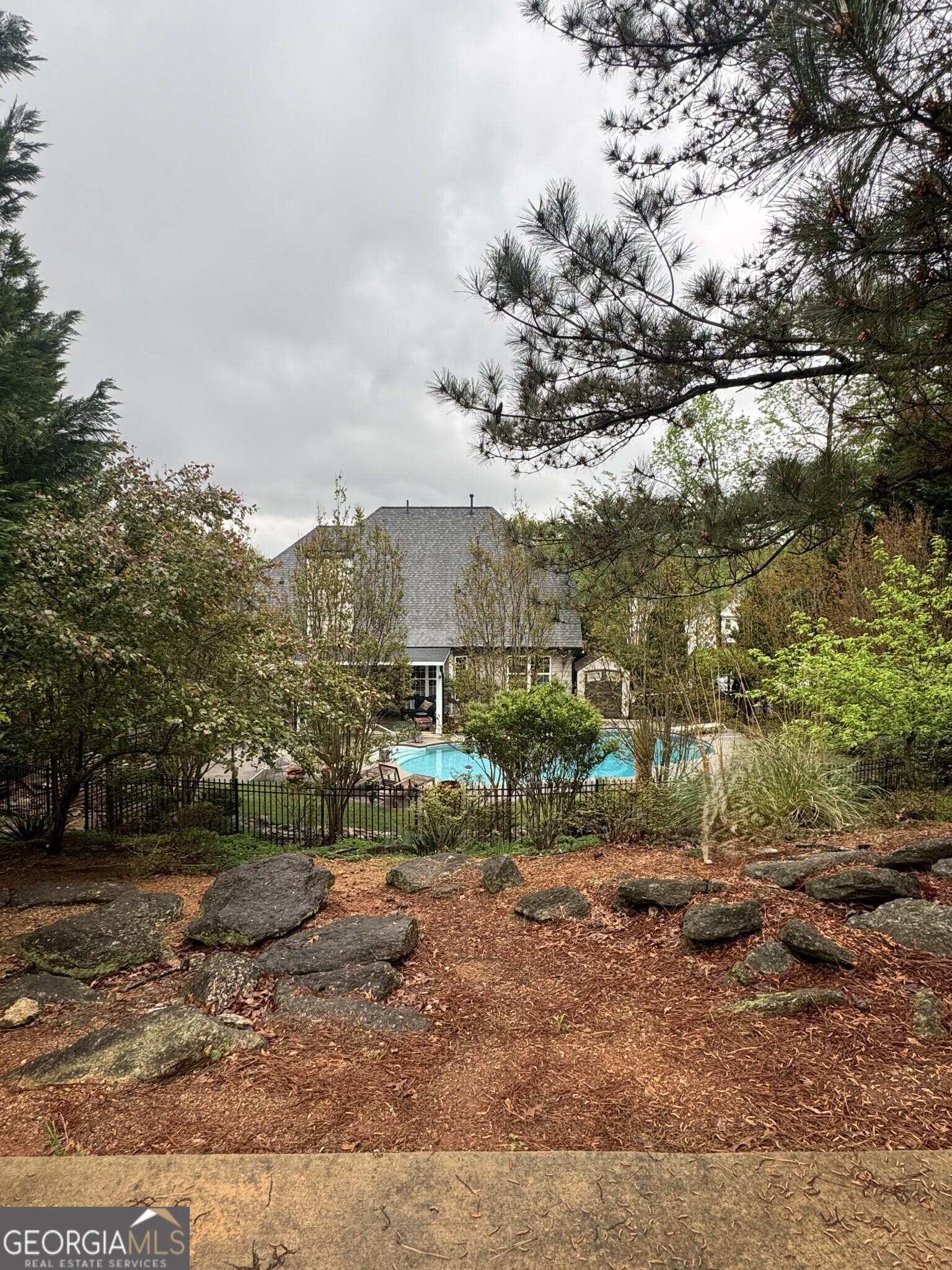 374 Persimmon DR