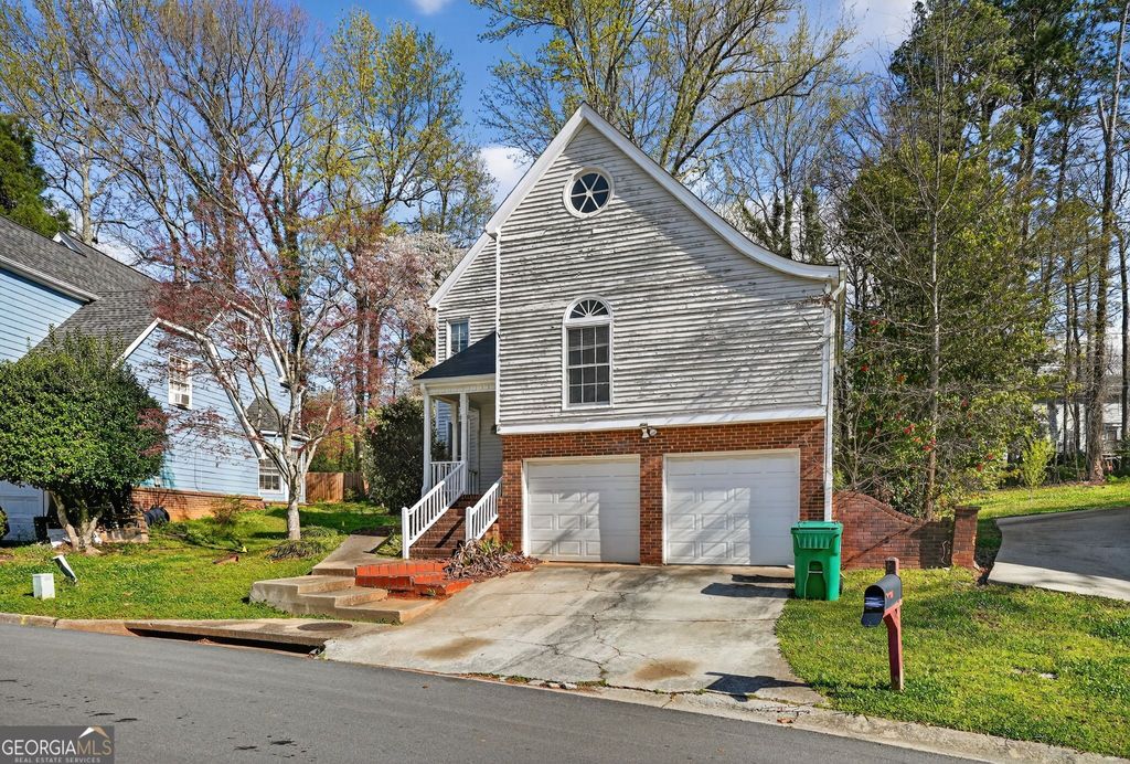 Photo of 1406 Briers Drive, Stone Mountain, GA 30083 (MLS # 10715185)