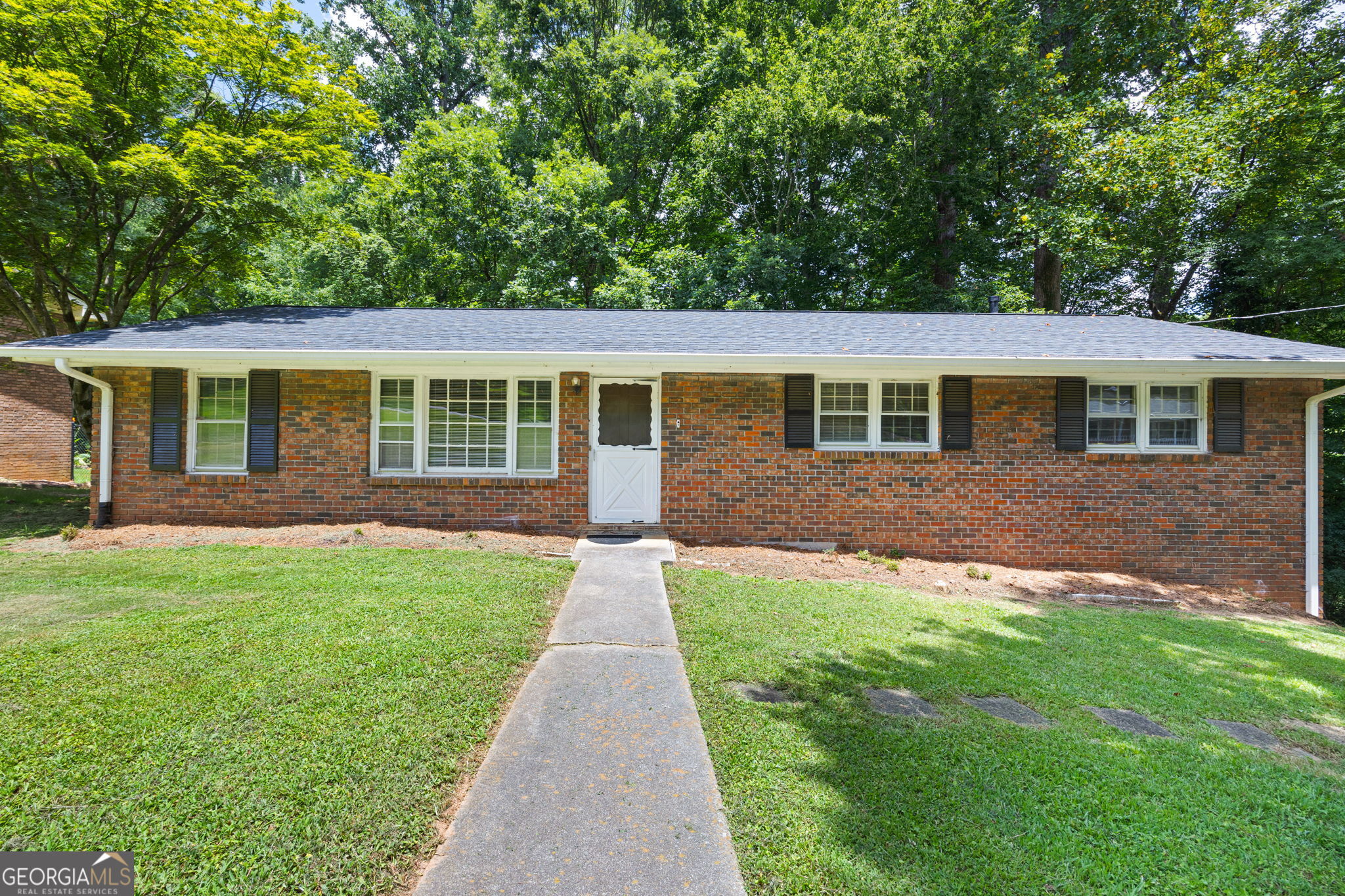 4108 HONEYSUCKLE DR SE