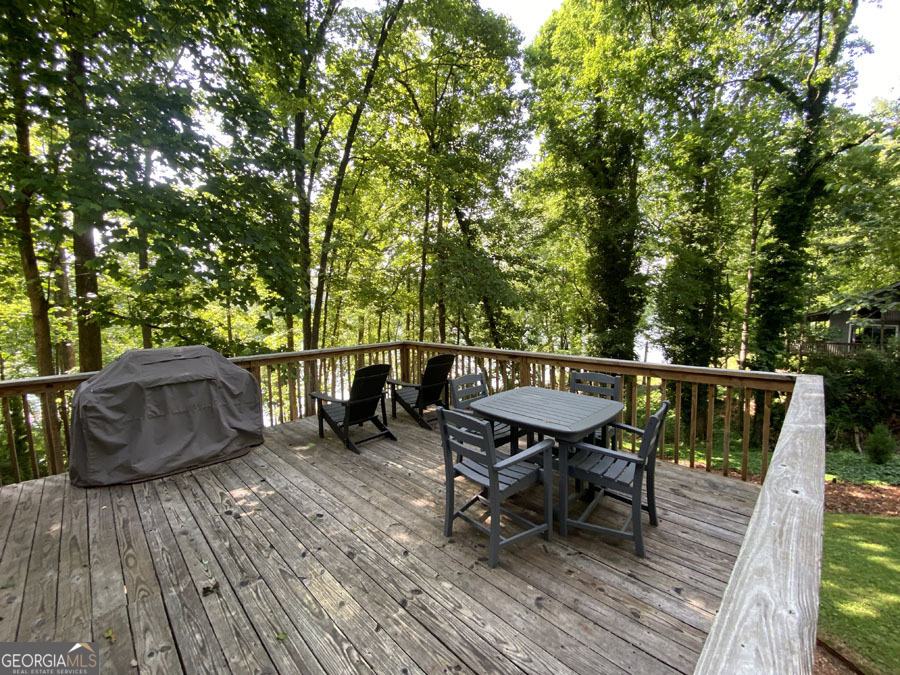 112 Park CIR