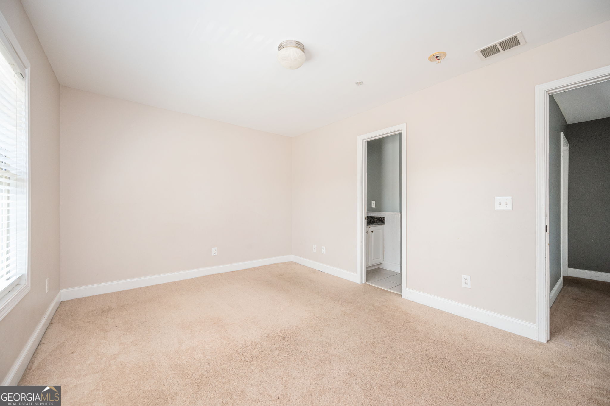 Villas of Vinings Condos - Residential Lease