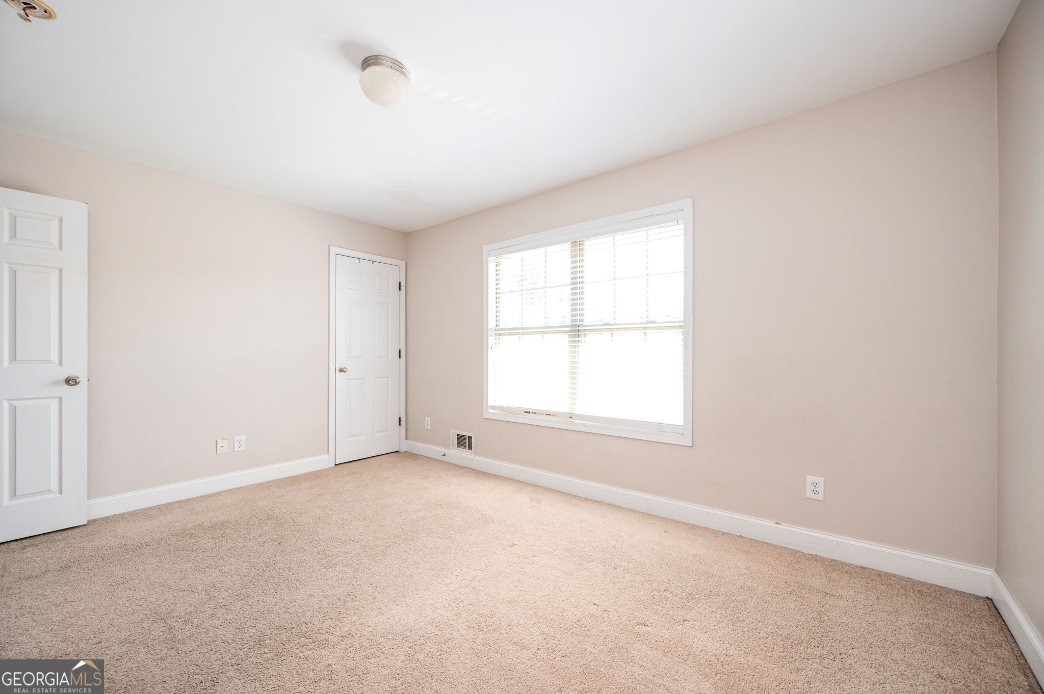 Villas of Vinings Condos - Residential Lease