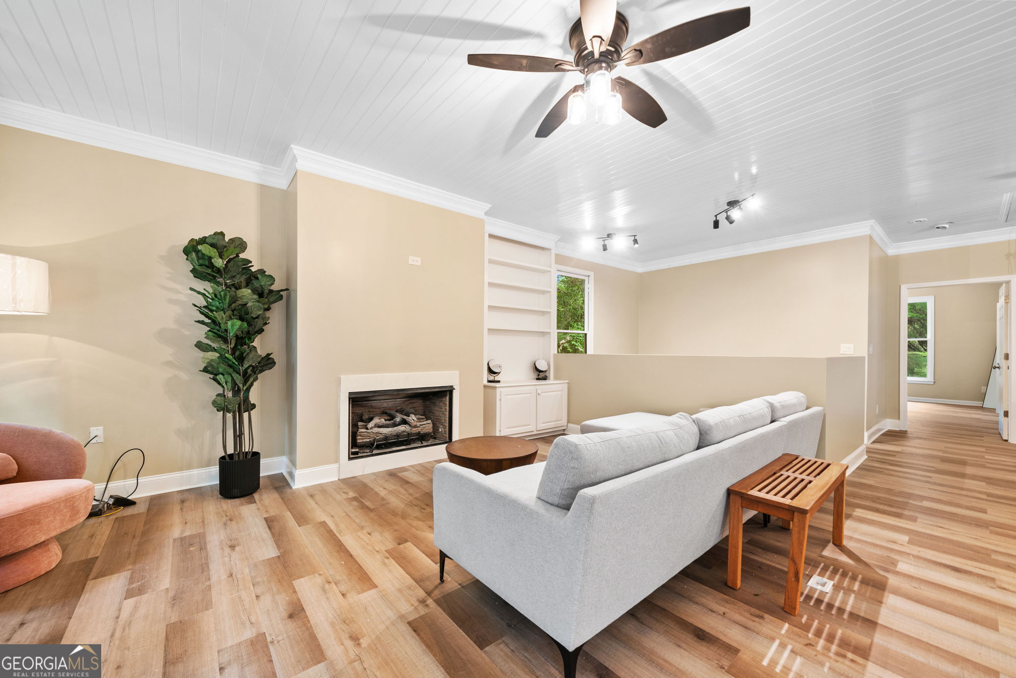 775 Bernhardt RD
