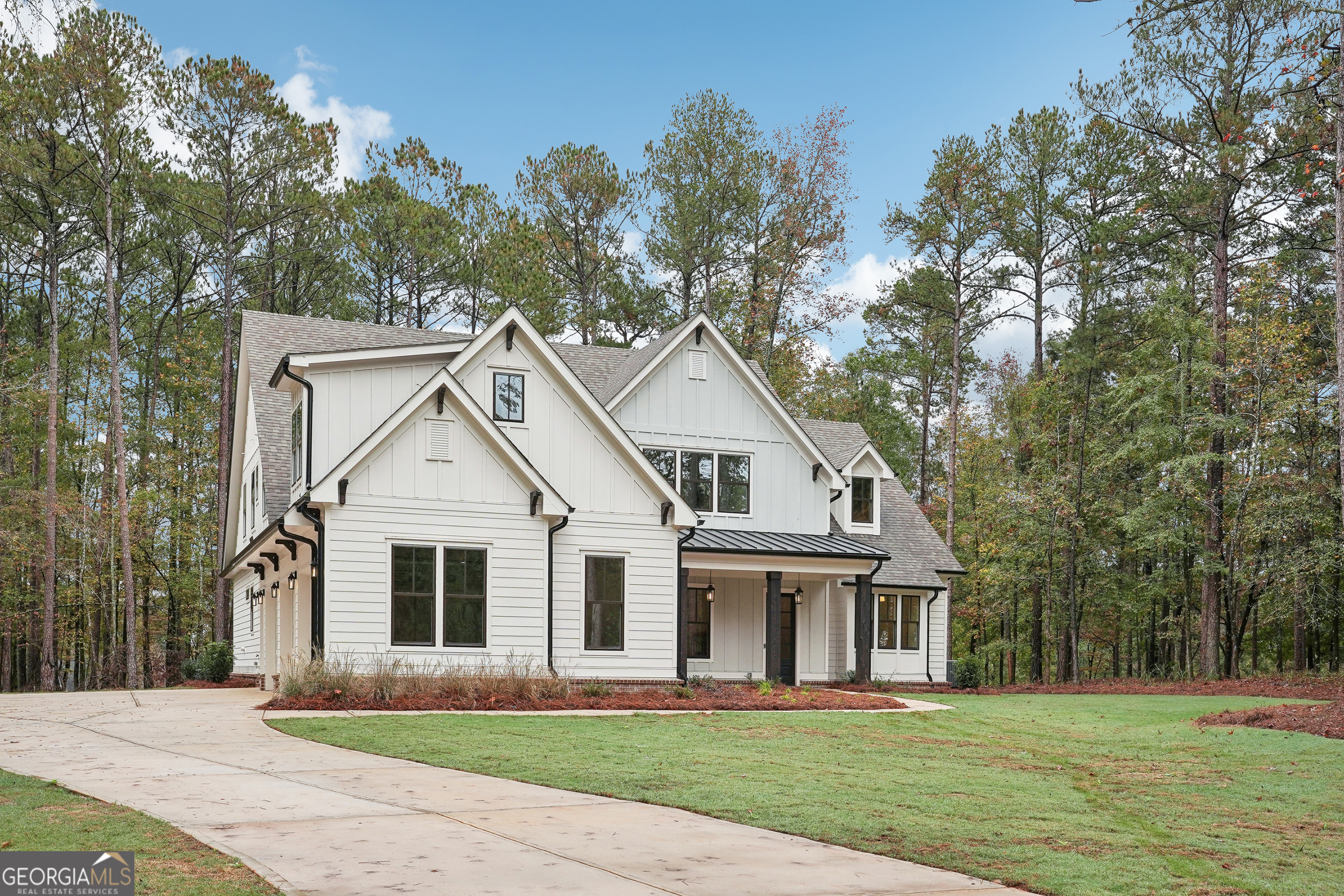 1280 Lake DR