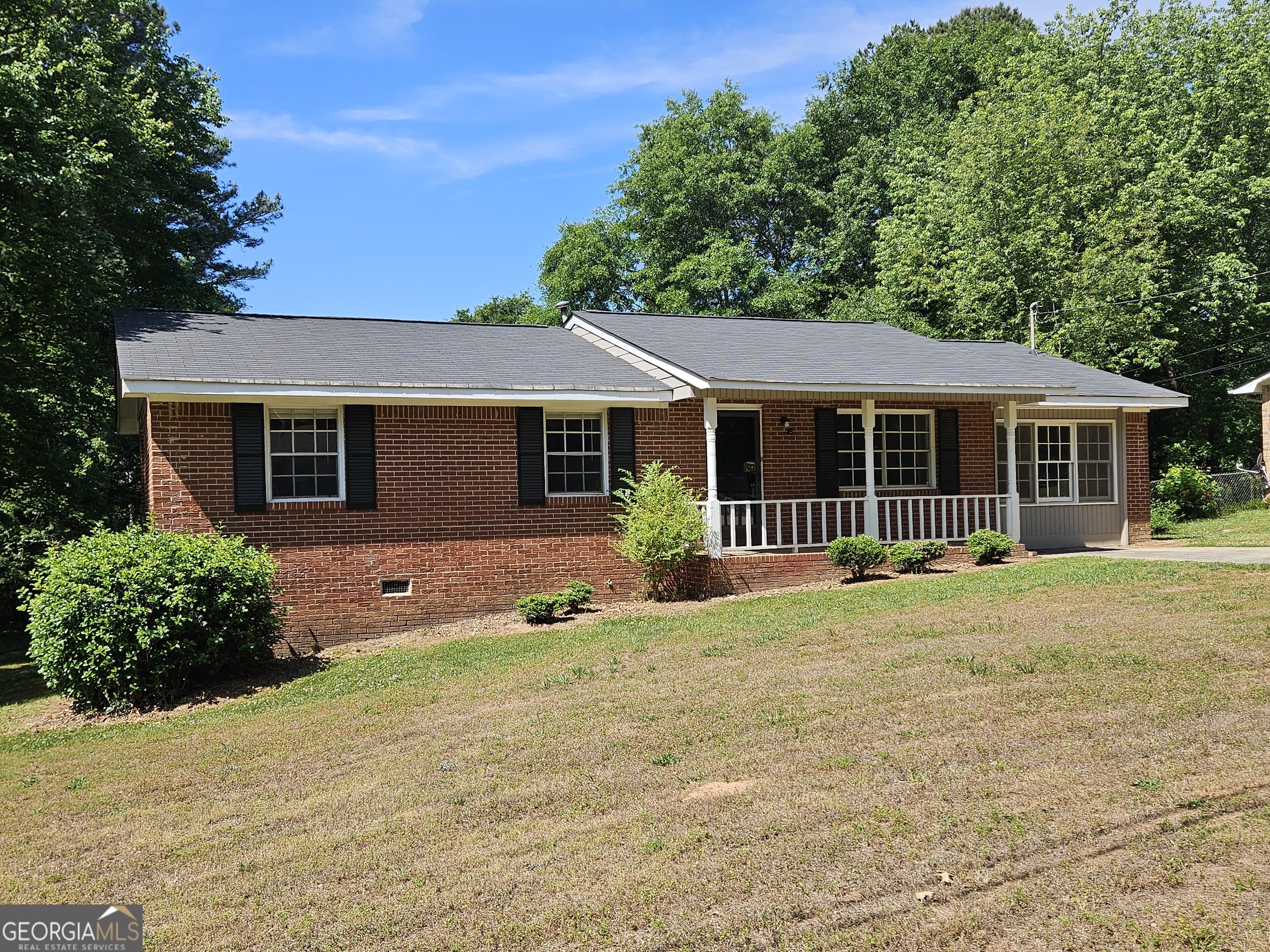 858 Pine Shadow LN
