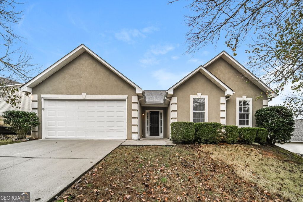 Photo of 1001 Maple Leaf Ridge, Jonesboro, GA 30238 (MLS # 10654906)