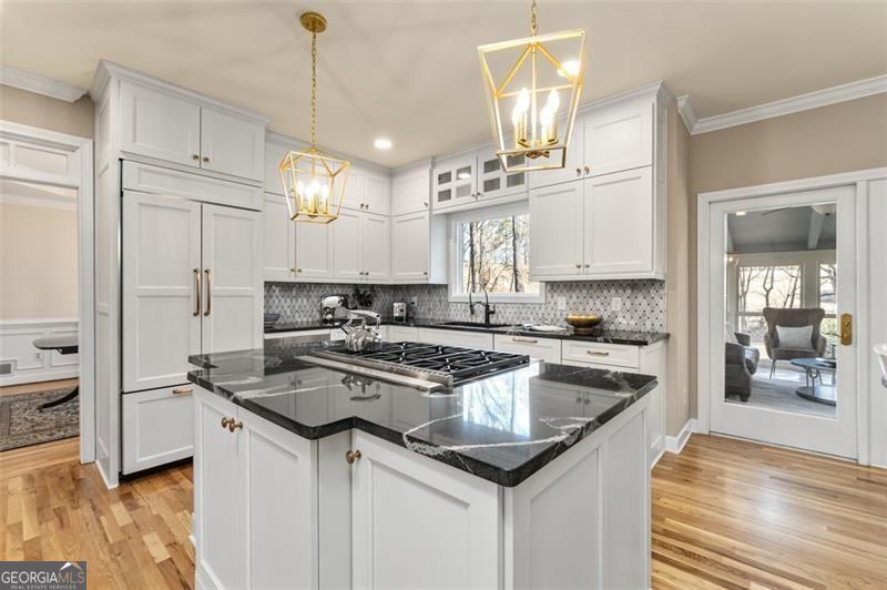 9570 Huntcliff TRCE