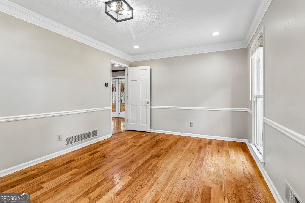 Photo of 1462 Brookcliff Drive, Marietta, GA 30062 (MLS # 10784397)