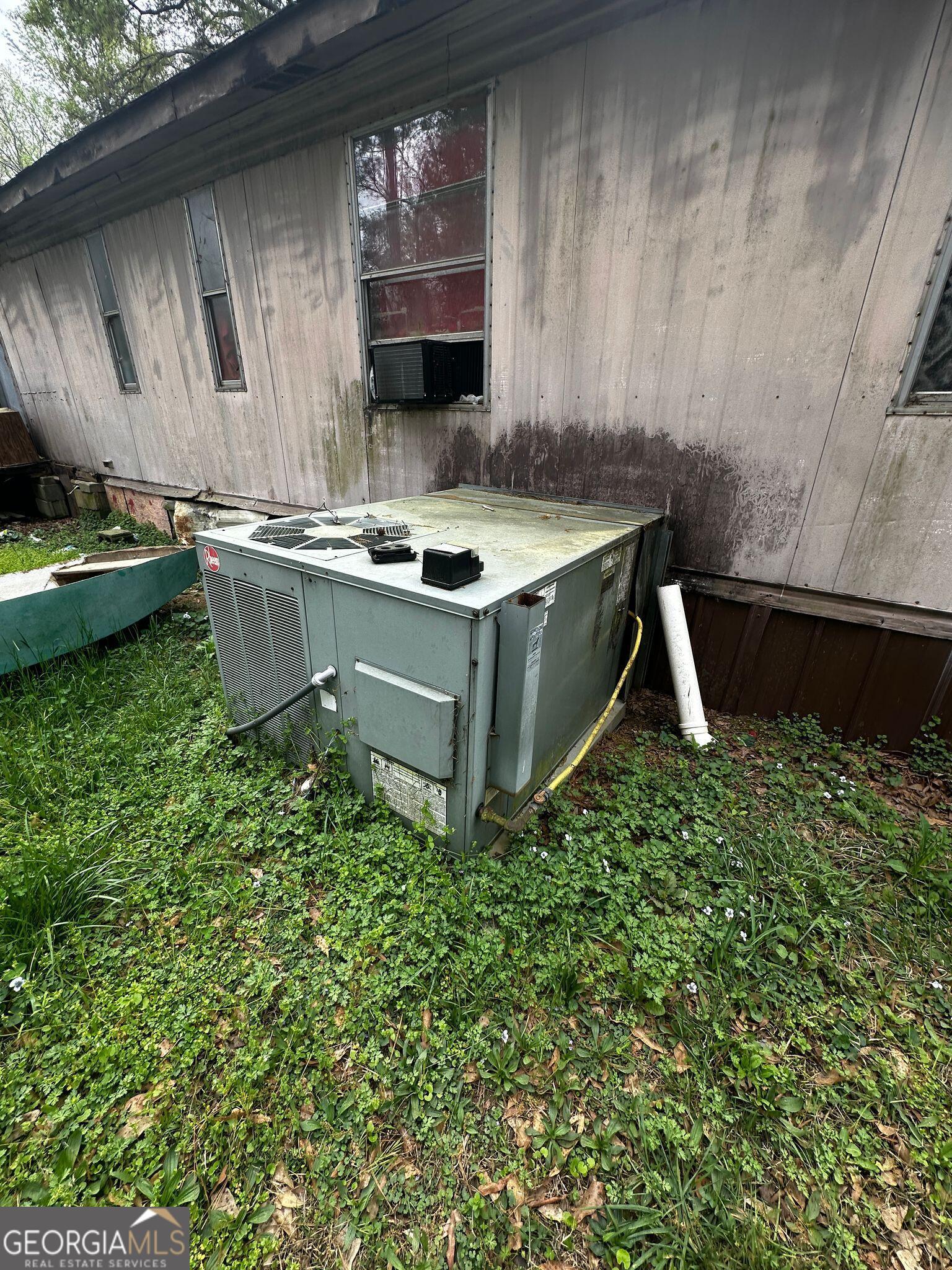 126 James ST