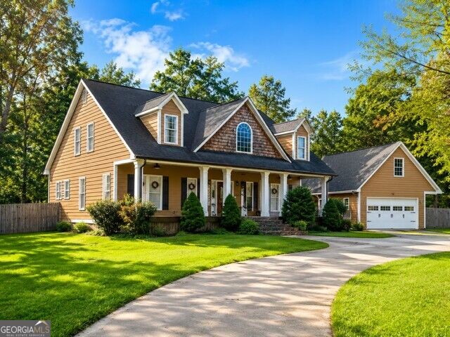 Photo of 822 Old Dalton Road, Rome, GA 30165 (MLS # 10835466)