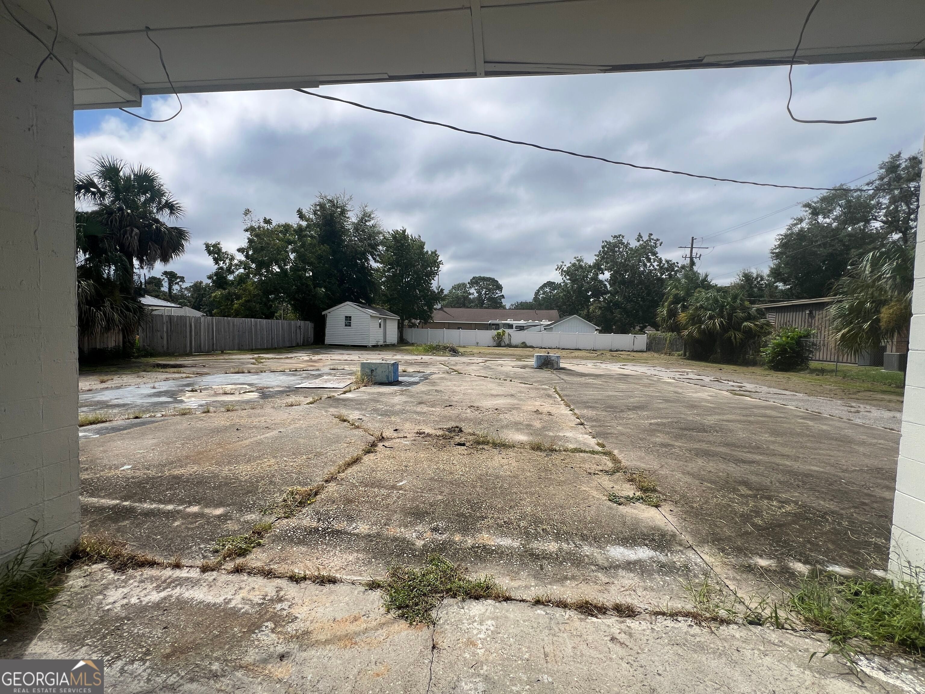 1905 Osborne RD