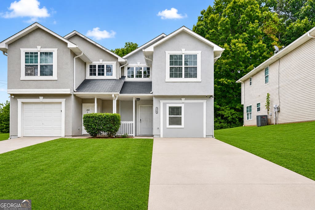 Photo of 312 LOUISE Lane #B, GRIFFIN, GA 30223 (MLS # 10779072)