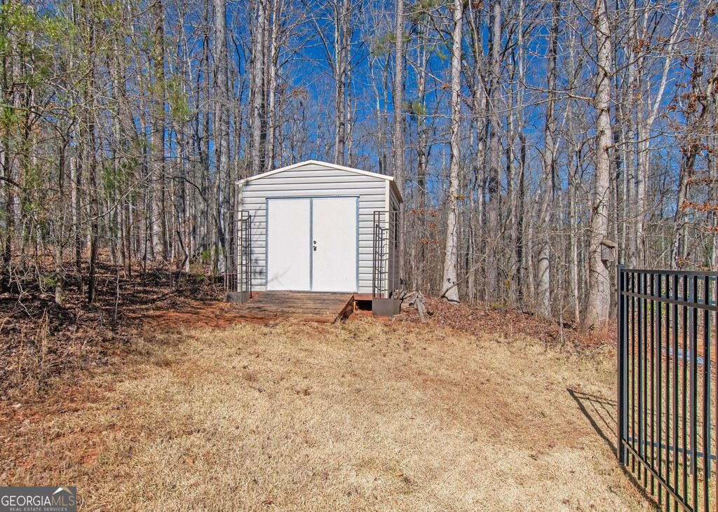 listing image 83