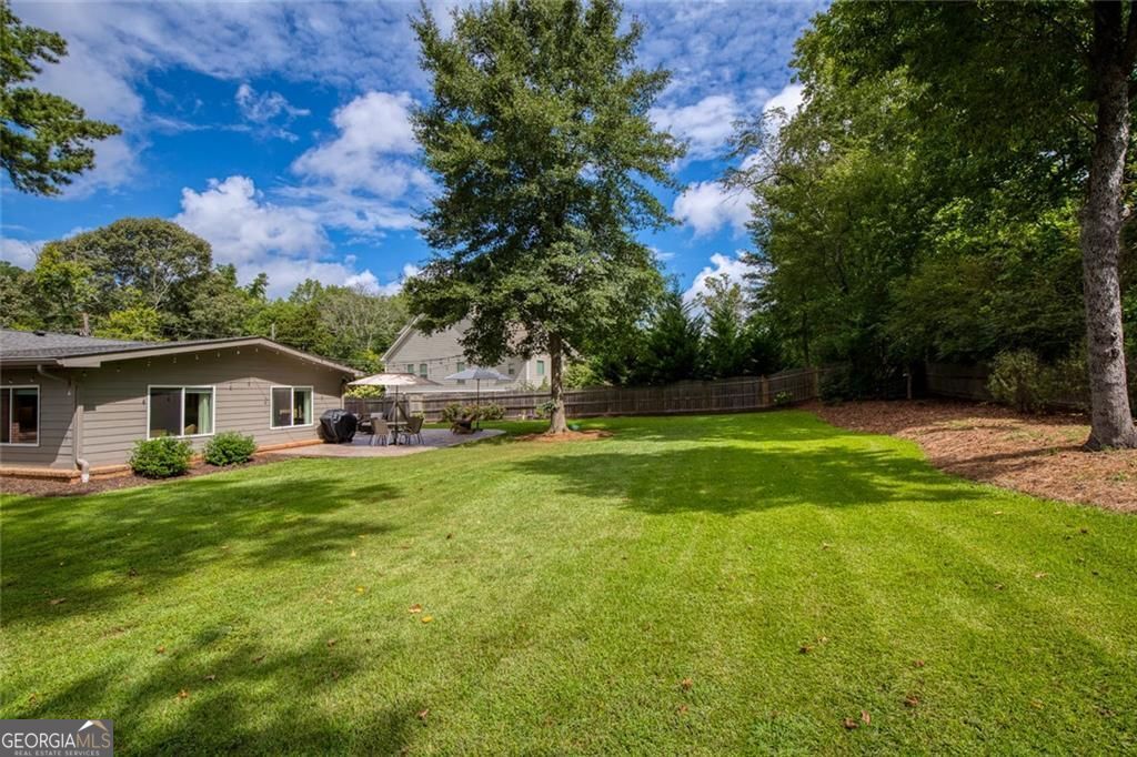 Smyrna, Georgia 30082, United States, 3 Bedrooms Bedrooms, ,3 BathroomsBathrooms,Residential,Pending,197440