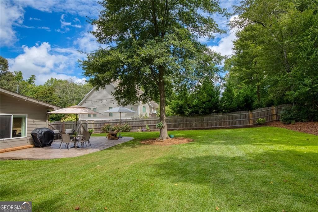 Smyrna, Georgia 30082, United States, 3 Bedrooms Bedrooms, ,3 BathroomsBathrooms,Residential,Pending,197440