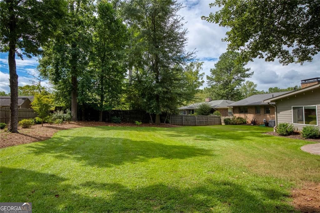 Smyrna, Georgia 30082, United States, 3 Bedrooms Bedrooms, ,3 BathroomsBathrooms,Residential,Pending,197440