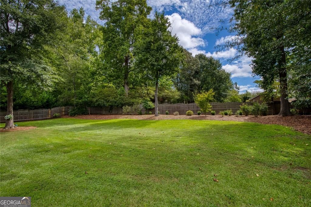 Smyrna, Georgia 30082, United States, 3 Bedrooms Bedrooms, ,3 BathroomsBathrooms,Residential,Pending,197440