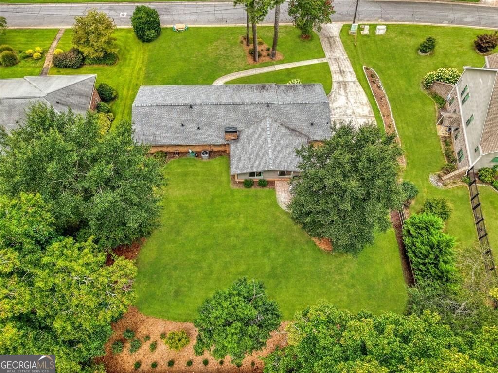 Smyrna, Georgia 30082, United States, 3 Bedrooms Bedrooms, ,3 BathroomsBathrooms,Residential,Pending,197440