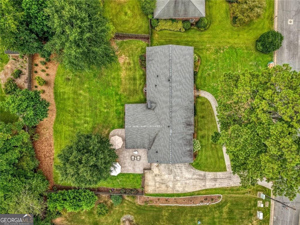 Smyrna, Georgia 30082, United States, 3 Bedrooms Bedrooms, ,3 BathroomsBathrooms,Residential,Pending,197440