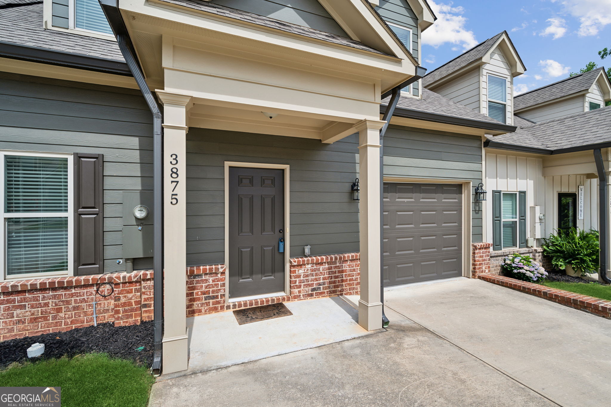 Photo 11 of 31 of 3875 Valley View CT townhome