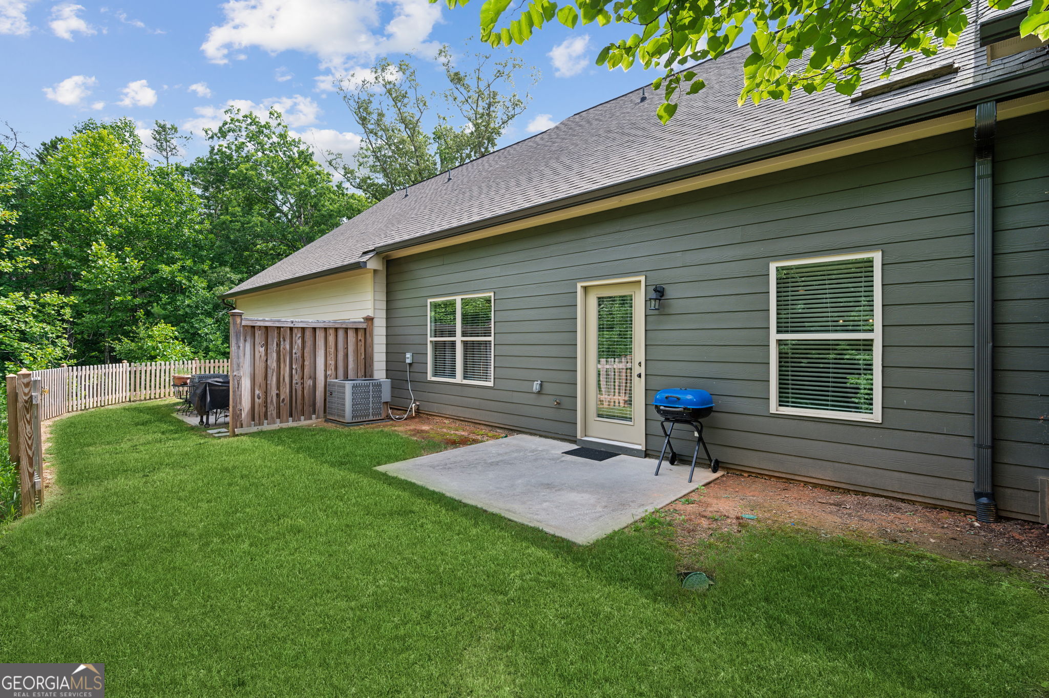 Photo 7 of 31 of 3875 Valley View CT townhome