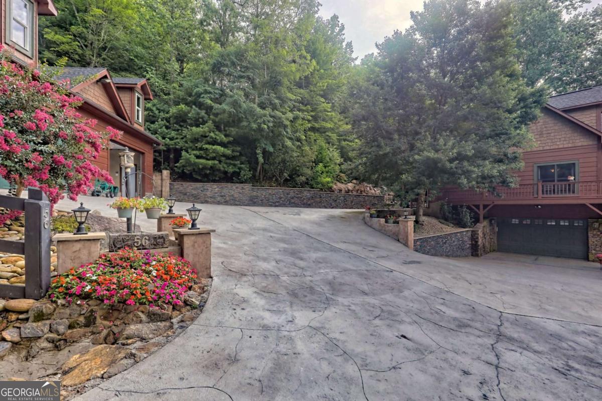 56 Scenic View RD