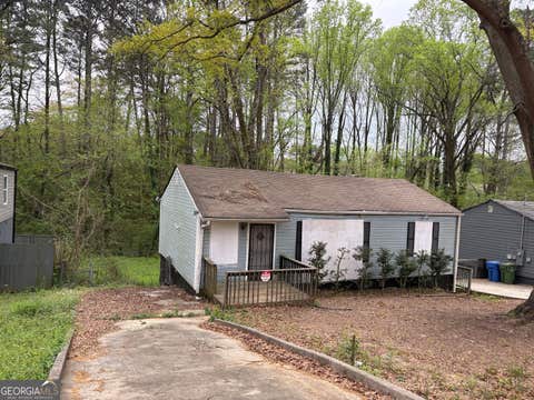 Photo of 2550 Godfrey Drive NW, Atlanta, GA 30318 (MLS # 10826871)