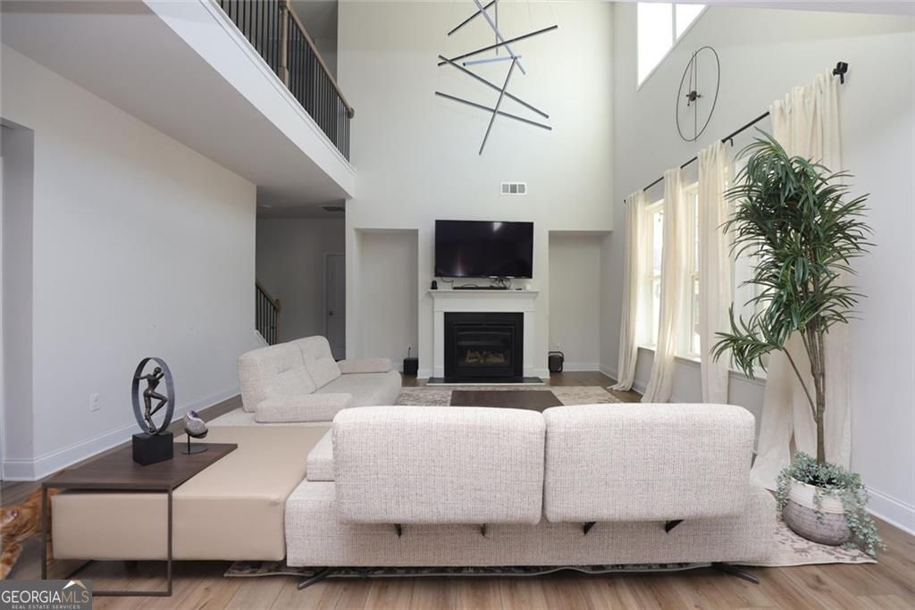 1569641138 Homes for Sale