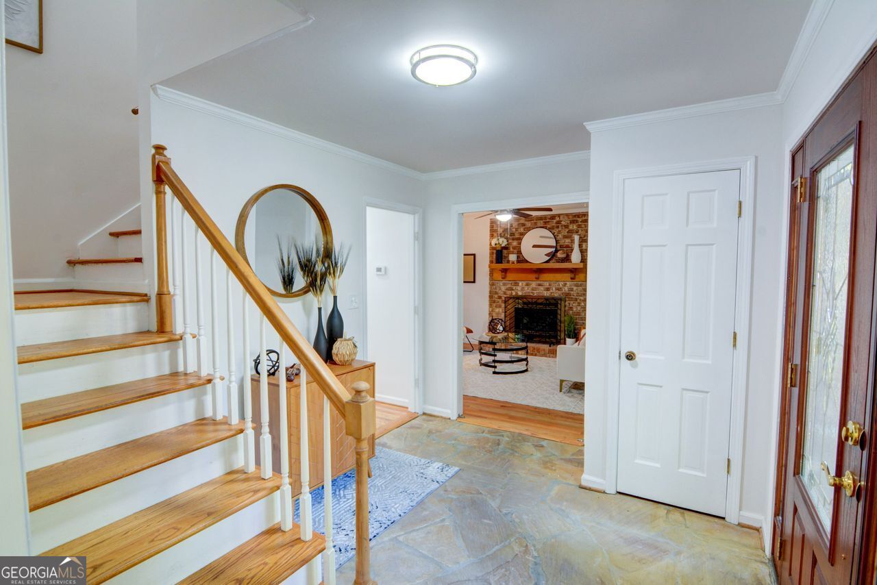 3352 NORTHBROOK DR