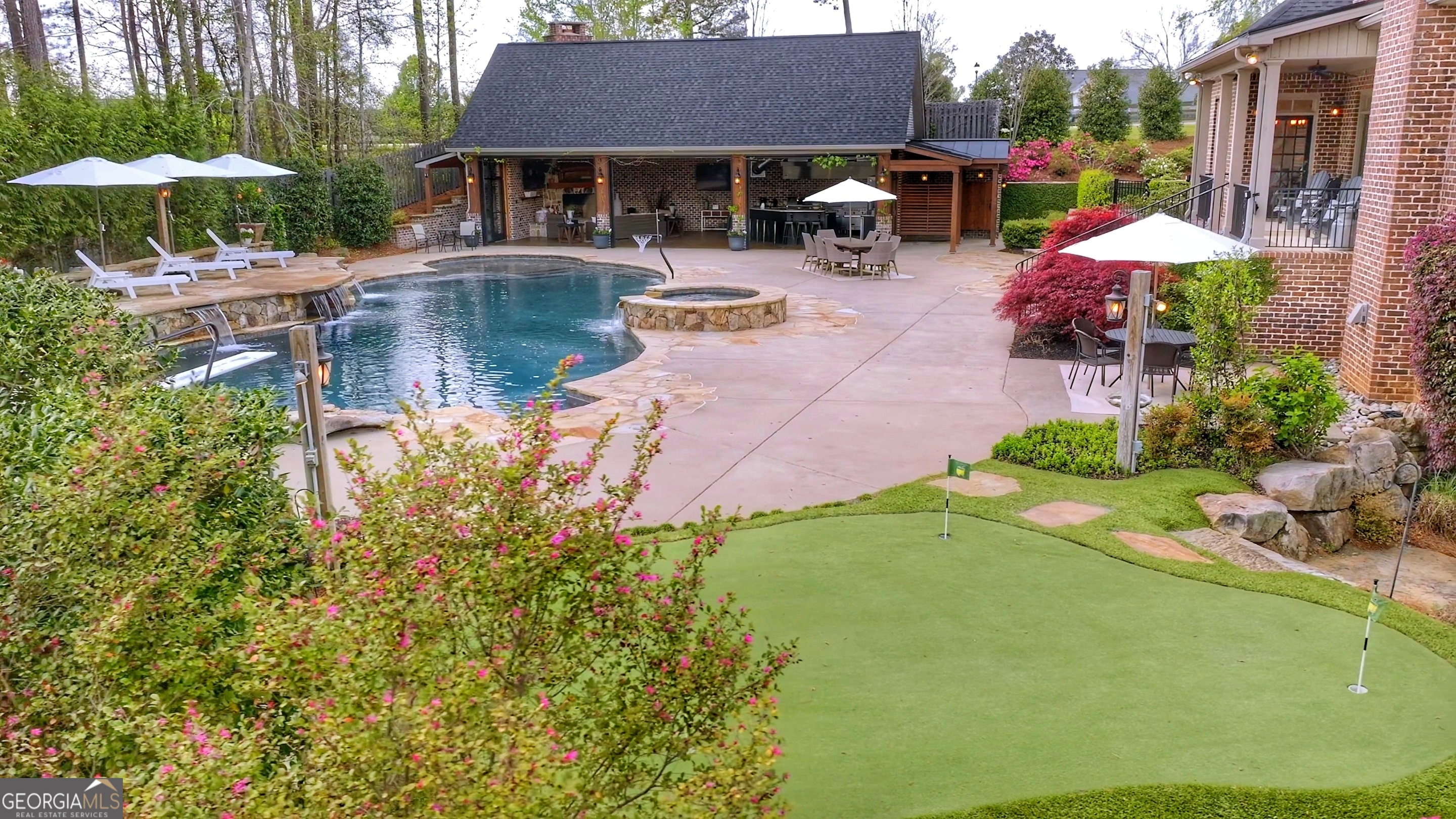 156 Pond View RD